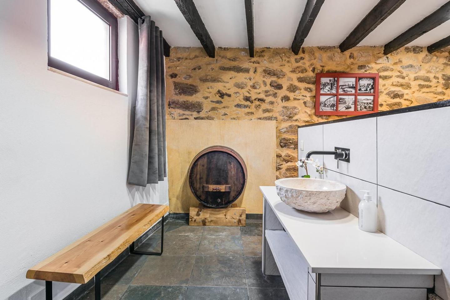 Guestready - Charming Stone Wall Retreat Hotel Vila Nova de Gaia Ngoại thất bức ảnh