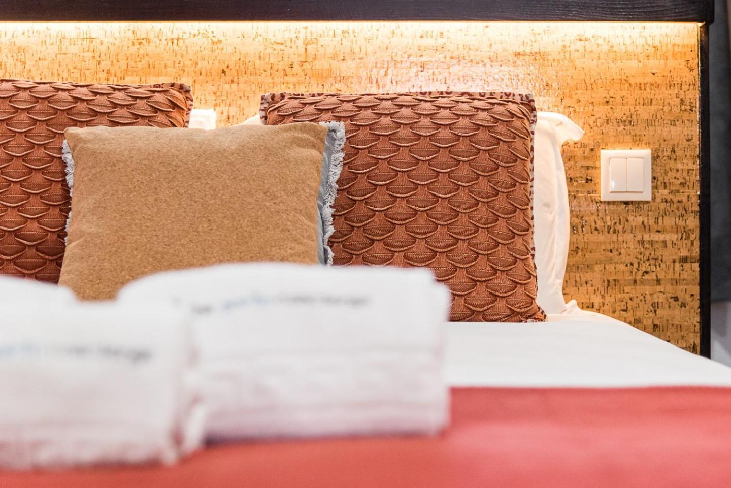 Guestready - Charming Stone Wall Retreat Hotel Vila Nova de Gaia Ngoại thất bức ảnh