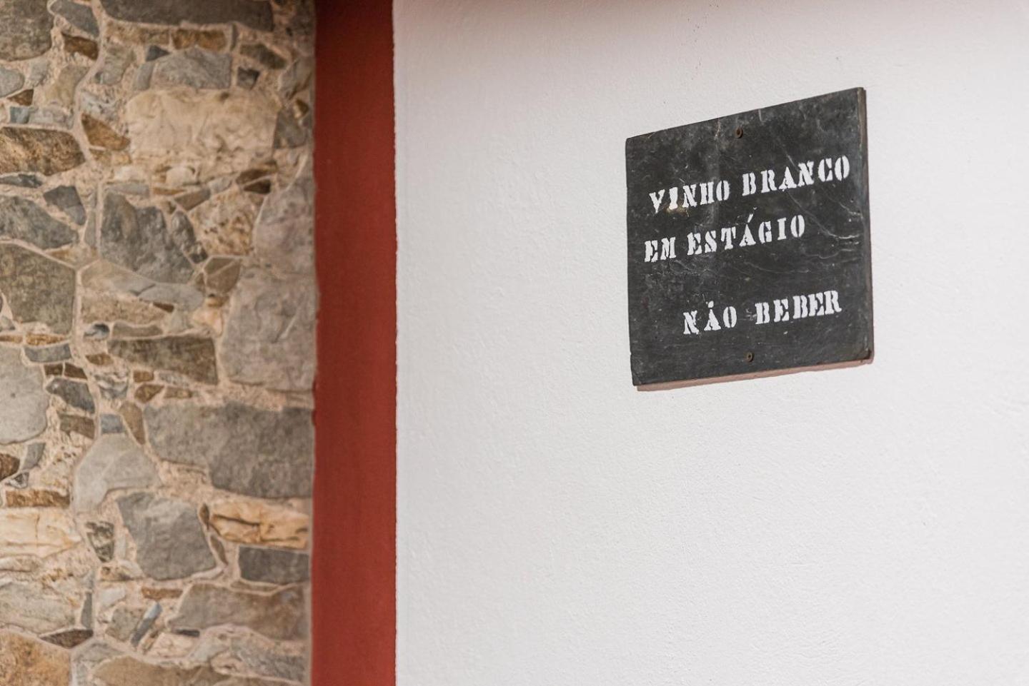 Guestready - Charming Stone Wall Retreat Hotel Vila Nova de Gaia Ngoại thất bức ảnh